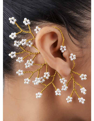 PEARLICIOUS EARCUFF (RJEC327) image 1
