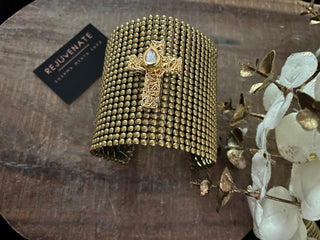Gorgeous Kundan Mesh Cross Bracelet (RJB510)