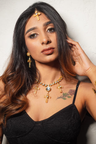 Cross And Kundan Modern Dulhan Choker (RJN2198)