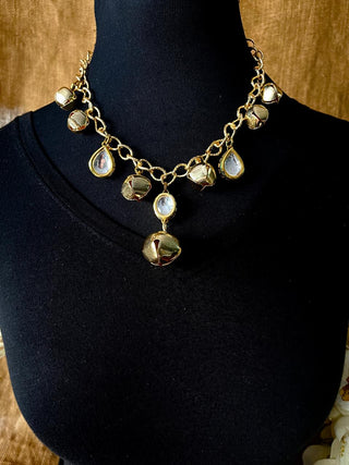 Single Layered Kundan And Chains Modern Dulhan Choker (RJN2200)